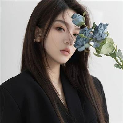 地球外少年少女海报
